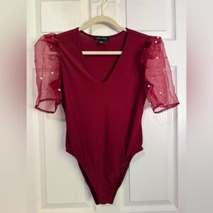 A Love Story Maroon V-neck Bodysuit SZ Small Puff Sheer Pearl Sleeves Romantic